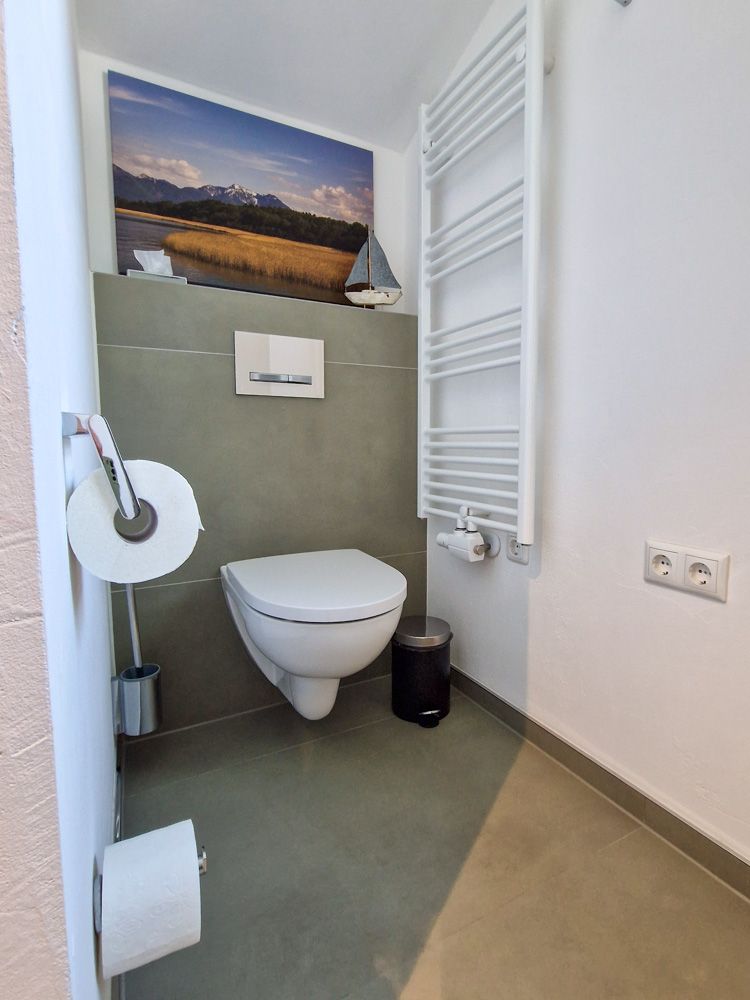 bad-wc-ferienhaus-am-simssee-10
